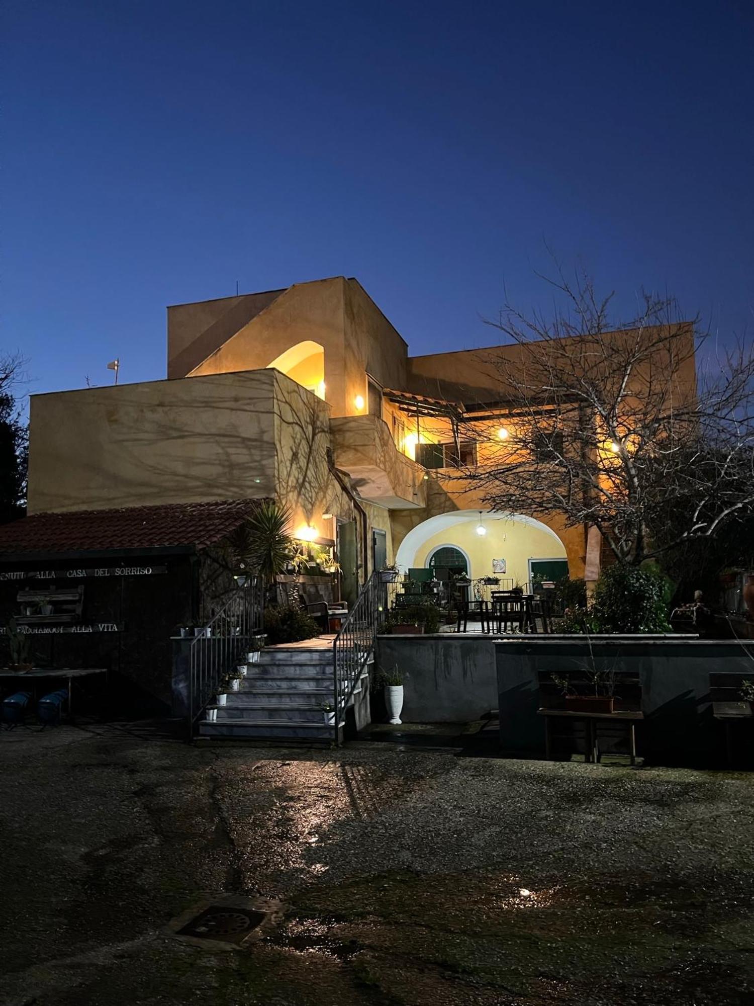 Casa Del Sorriso Hotel Naples Exterior photo